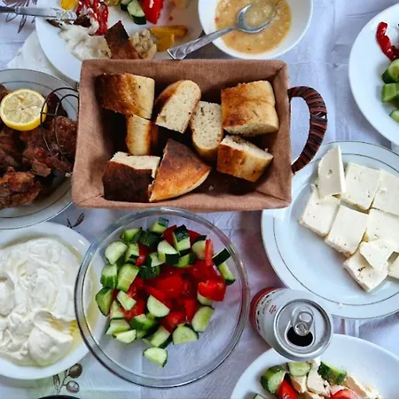 Bujtina Vellezerit Grrela