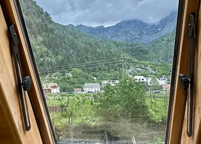 Bujtina Vellezerit Grrela 招待所