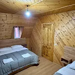 Konukevi Bujtina Vellezerit Grrela Theth