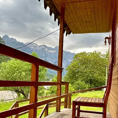 Bujtina Vellezerit Grrela بيت ضيافة