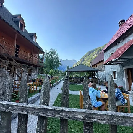 Bujtina Vellezerit Grrela Konukevi